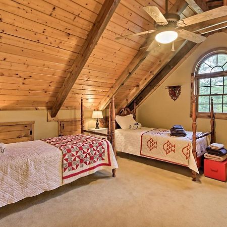 Creekside Berkeley Springs Cabin On 35 Acres! Exteriör bild