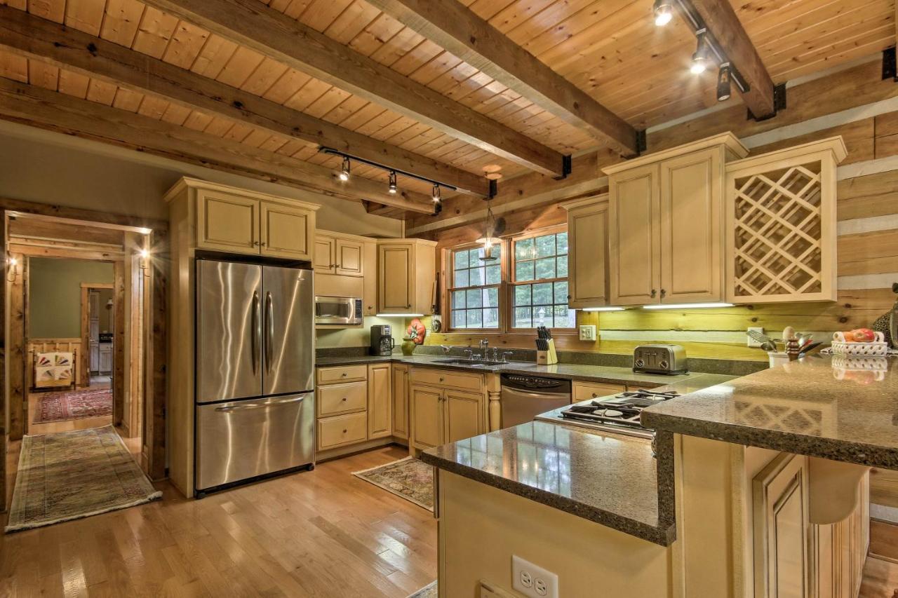 Creekside Berkeley Springs Cabin On 35 Acres! Exteriör bild