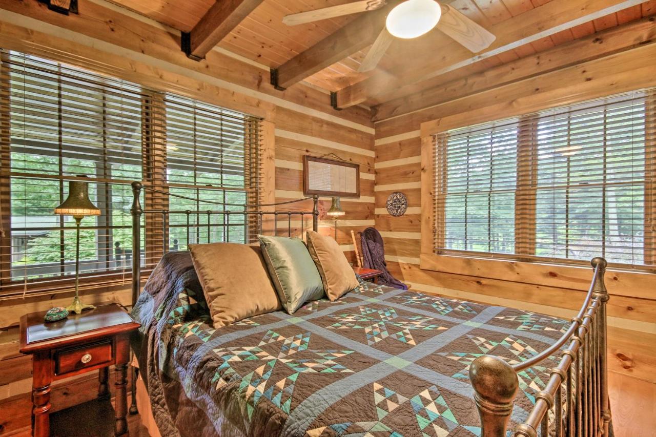 Creekside Berkeley Springs Cabin On 35 Acres! Exteriör bild