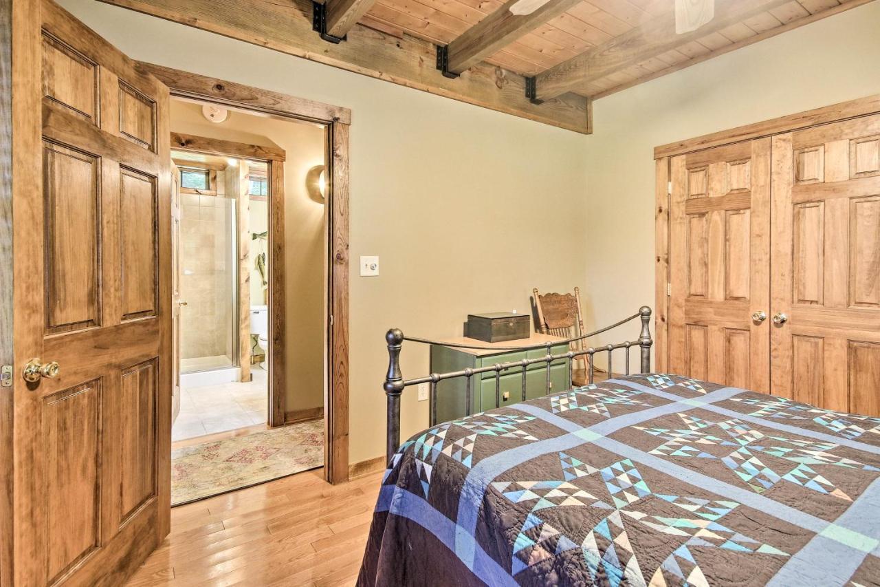 Creekside Berkeley Springs Cabin On 35 Acres! Exteriör bild