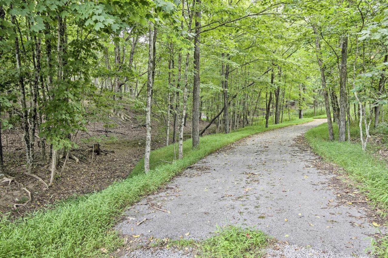 Creekside Berkeley Springs Cabin On 35 Acres! Exteriör bild